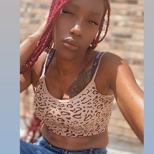 Meet your Posher, Tenisha